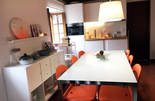 Malinha Casa | Casa de campo insertada en pueblo con vista fantástica de campo.