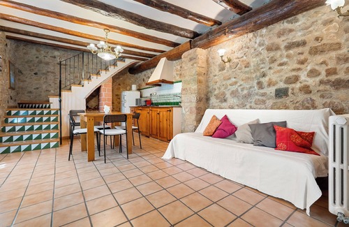 Montblanc Casa | Casa rural 'Serra De Prades' con vistas a la montaña, piscina compartida y Wi-Fi