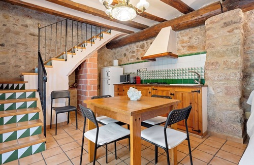 Montblanc Casa | Casa rural 'Serra De Prades' con vistas a la montaña, piscina compartida y Wi-Fi