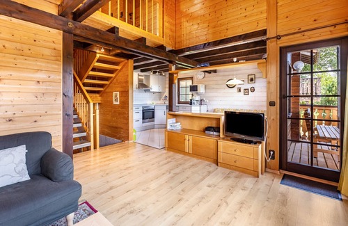 Unterkirnach Casa | Casa de vacaciones "Sommerberg" con vistas a la montaña, balcón y Wi-Fi