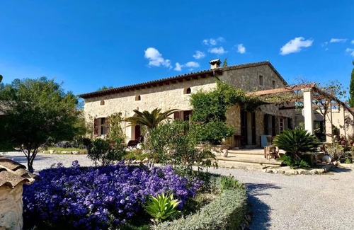 Porreres Casa | Casa rural 'Son Capella' con vistas a la montaña, piscina privada y Wi-Fi