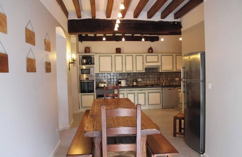 Fains-la-Folie Casa | Country house with pool near Paris