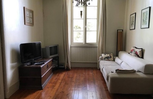 Marsac Casa | Country house with swimming pool: 8 bedrooms sleeps 16