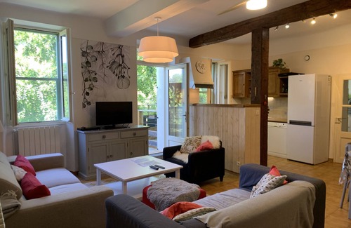Carces Casa | Casa de vacaciones río en el pueblo