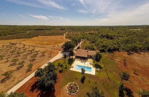 Bale Cabaña | Country house in fantastic location with pool and 3 bedrooms