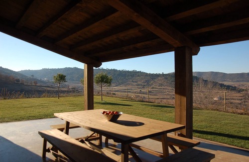 Cardona Cabaña | casa rural con piscina privada, 4 habitaciones, todas con baño, 8-12p