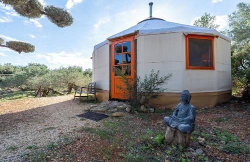 Camarles Alquiler De RV | Casa rural 'Yurta Mongola Delta Del Ebro' con vistas al mar, piscina compartida y Wi-Fi