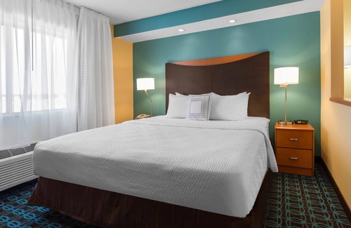 Bismarck Hotel | Fairfield Inn & Suites Bismarck South