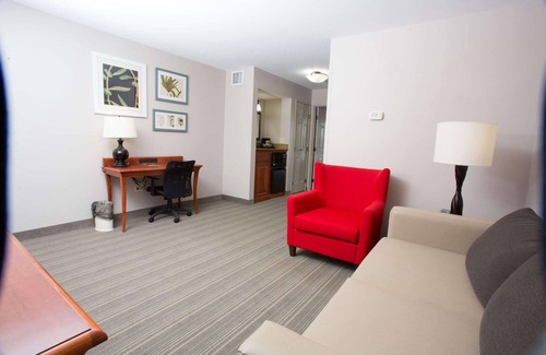 Grand Forks Hotel | Country Inn & Suites by Radisson, Grand Forks, ND