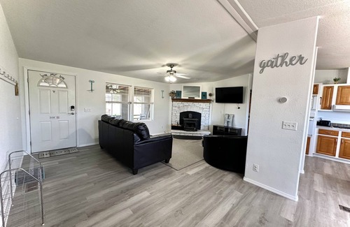 Chino Valley Casa | Country Living on a half acre Peace, Quite with a Great View, Great Neighborhood