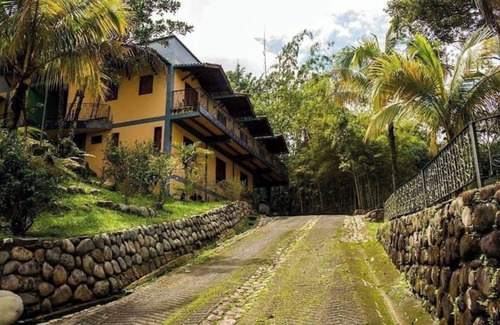 Villavicencio Casa | Hospedaje campestre Aguas Claras
