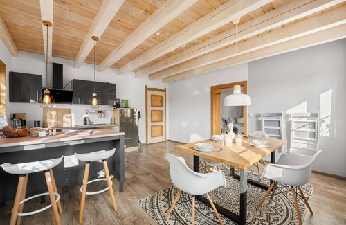Altusried Apartamento | Country magic Allgäu. Idyllic Scandinavian-style apartment surrounded by nature.