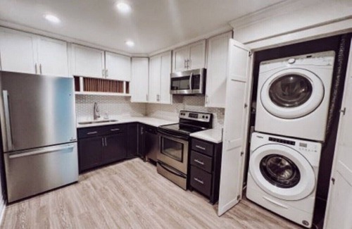 Music Row Condominio | Country Music Themed Condo Steps from Music Row
