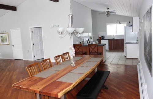 Elora Casa | Country Oasis in the Village