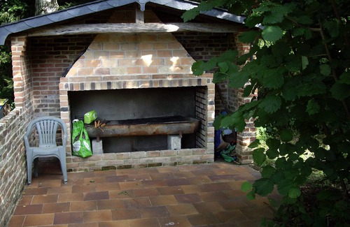 Mondrepuis Casa | Country property not overlooked
