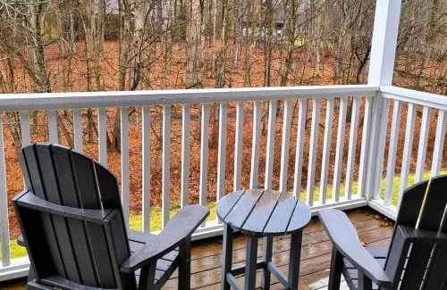 Oro-Medonte Apartamento | Country Retreat in Horseshoe Valley with 2 bdrs