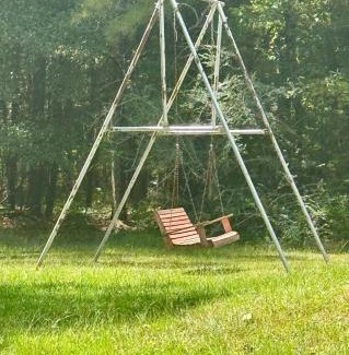 Pride Casa | Country Retreat with ponds-views-porches & pups