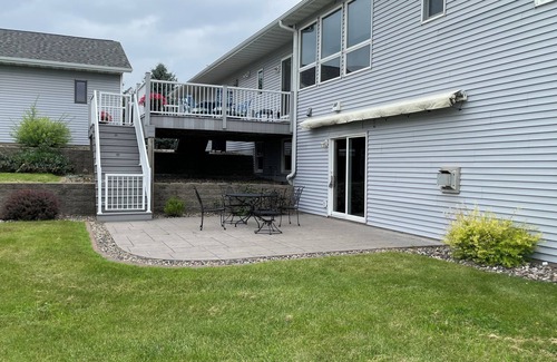 Elko New Market Casa | Country setting close to the cities