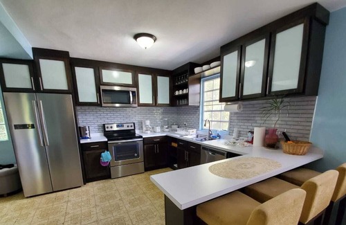 Vega Baja Casa | Country side - sleeps up to 36 - 13 Beds, 6 Sofa