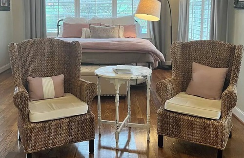 Thompson's Station Apartamento | Country Suite