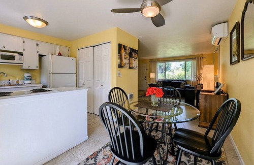 Carlton Casa | Country View Cottages, charming Cottage Near Downtown Carlton