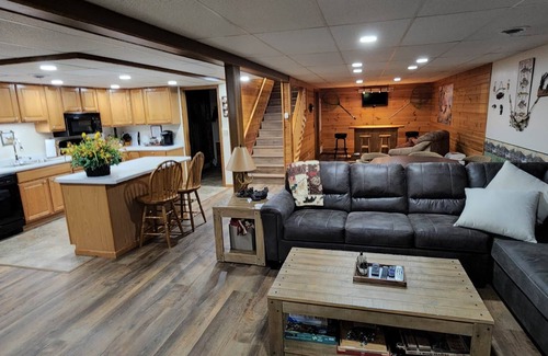Lansing Casa | COUNTRY VIEW GETAWAY: ATV/UTV and Country Living Combined, Sleeps 8, near Town.