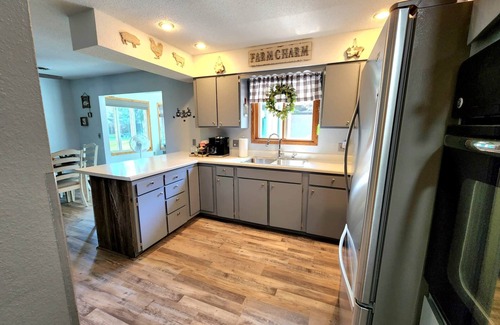 Lansing Casa | COUNTRY VIEW GETAWAY: ATV/UTV and Country Living Combined, Sleeps 8, near Town.