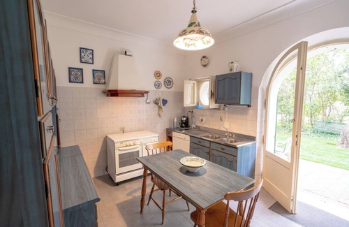 Vasto Villa | Country villa with pool