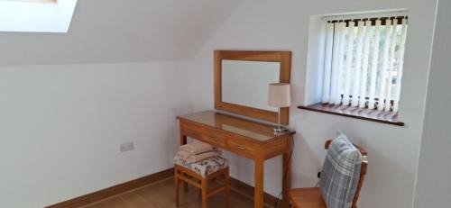 Skewen Casa | Countryside Cottage in Swansea near Gower