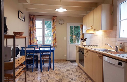 Dampierre-sous-Brou Cabaña | Casa rural con sala de juegos, 6 personas, cerca de Brou, naturaleza y comodidad