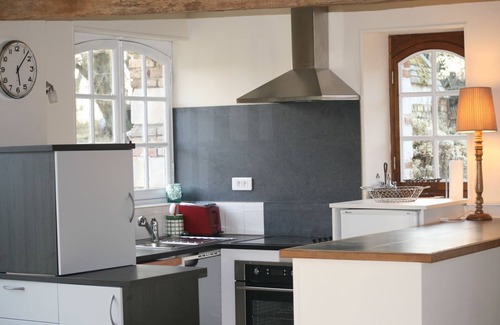 Fransu Casa | Casa rural típica para una estancia tranquila y relajante.