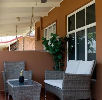 Jaco Apartamento | Couples Condo B42 1BR Pool Jacuzzis Covered Terrace Walk to Ocean and Dining Secure Complex