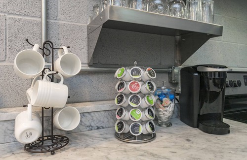 Chestnut Hill Condominio | LUXURY LOFT ROOFTOP PRIVADO MIN 2 HONK TONKS!