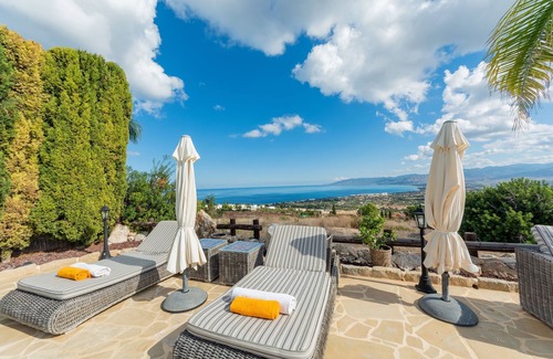 Latchi Cabaña | Couples Retreat - a villa that sleeps 4 guests in 2 bedrooms