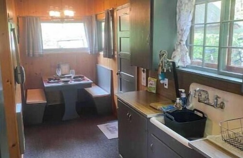 Woods Bay Casa | Couples retreat on Flathead Lake with lake access!