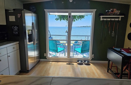 Pointblank Cabina | Couples Retreat on Lake Livingston TX