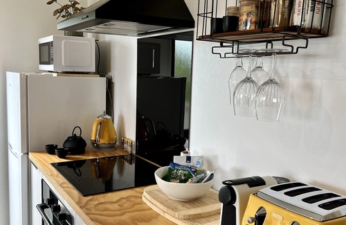 Aongatete Apartamento | Couples Retreat with spectacular views and spa.
