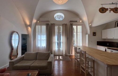 Montpellier City-Centre Apartamento | Courbet's bachelor pad