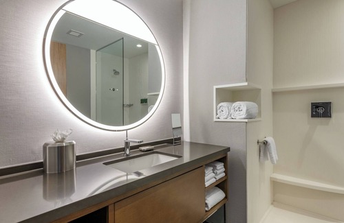 Flagler Village Hotel | Courtyard by Marriott Fort Lauderdale Downtown