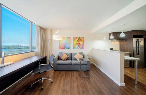 Jacarepagua Hotel | Courtyard by Marriott Rio De Janeiro Barra da Tijuca