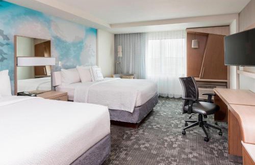 Bismarck Hotel | Courtyard by Marriott Bismarck North