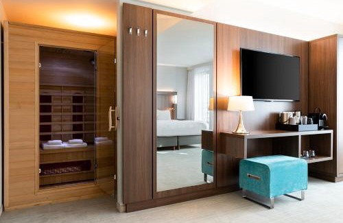 Upper Town Hotel | Courtyard by Marriott Brussels EU