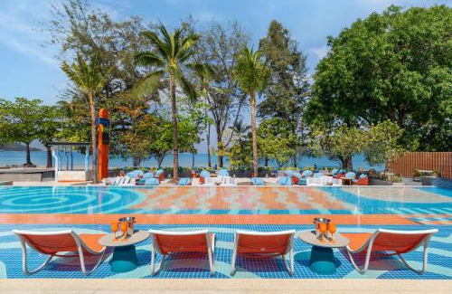 Patong Complejo | Courtyard by Marriott Phuket, Patong Beach Resort