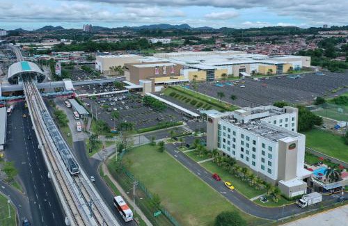Cerro Viento Hotel | Courtyard by Marriott Panama Metromall