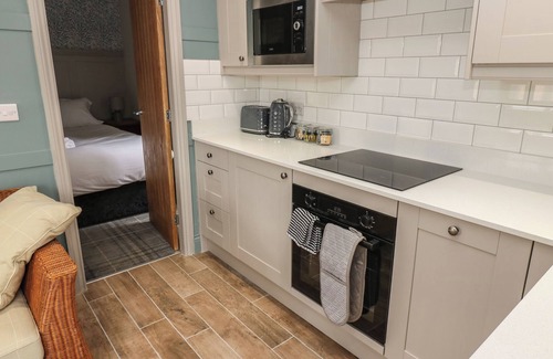 Durham Cabaña | COURTYARD COTTAGE NUMBER 10, pet friendly in Brandon, County Durham