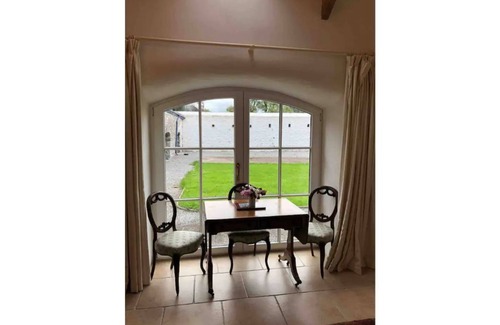 Pallaskenry Casa | Courtyard Cottage on working organic farm.