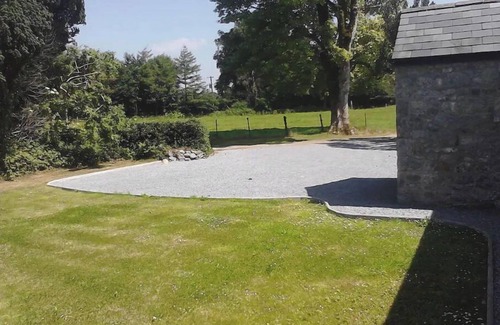 Pallaskenry Casa | Courtyard Cottage on working organic farm.
