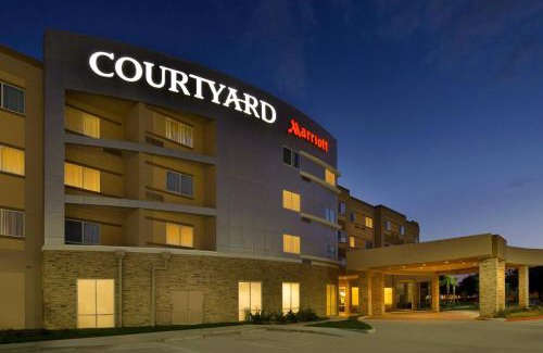 Fairbanks Hotel | Courtyard Houston NW/290 Corridor