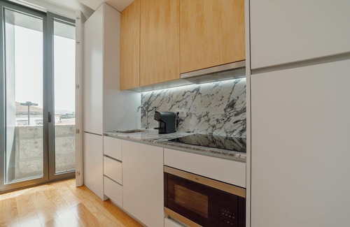 Campanha Apartamento | COURTYARD OPORTO DESIGN APARTMENT F