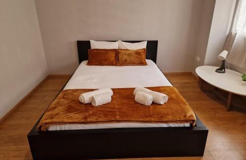 Lisbon Old Town Cabina | Cousy Estrela
